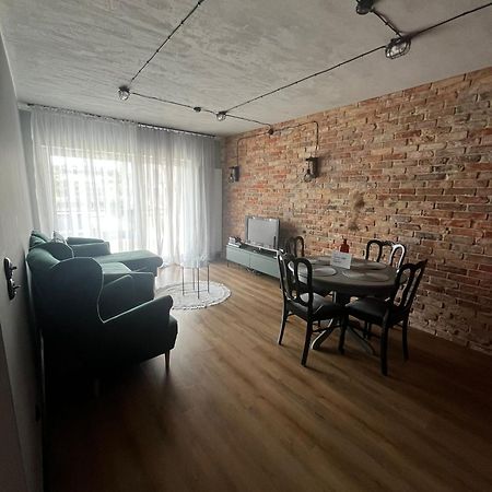 Apartament Z Widokiem Na Stadion Styl Industrialny Jedyny Taki Check In 24 H Poznan Ngoại thất bức ảnh